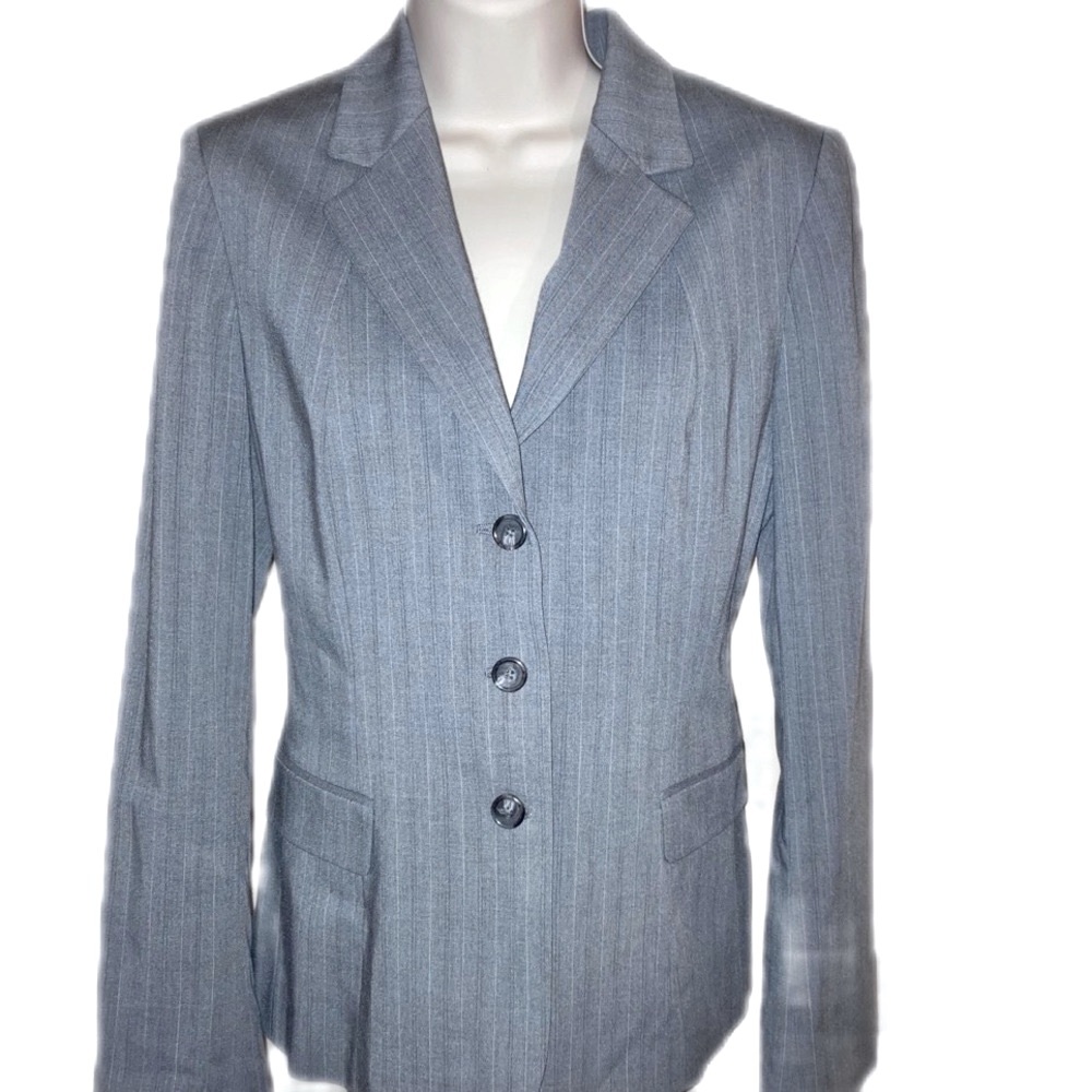 Tahari gray blazer, sz 8